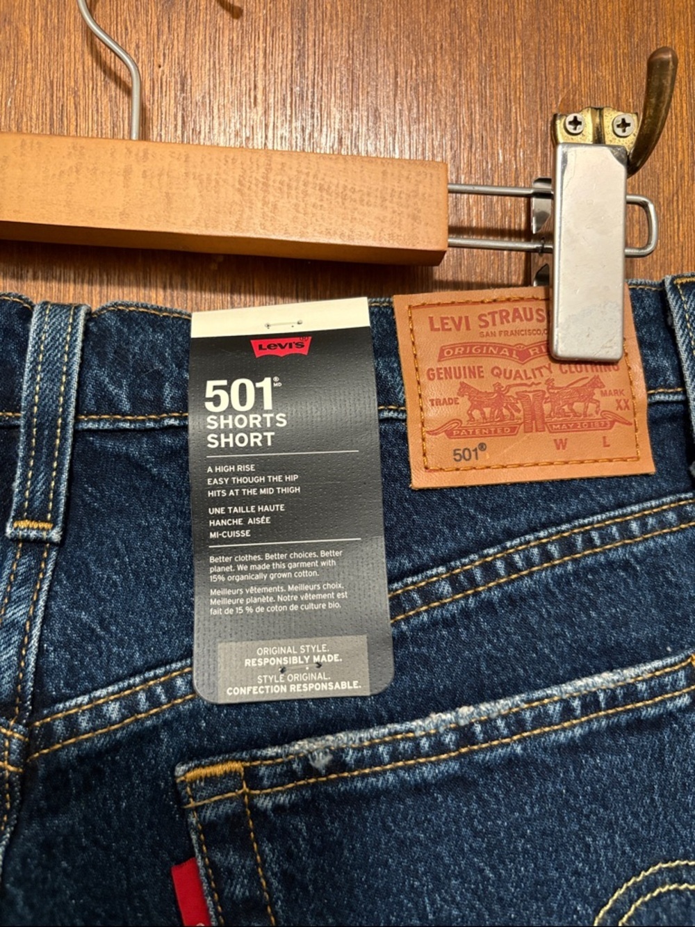 NWT Levi’s 501 Mid Thigh Shorts - Picture 11 of 13